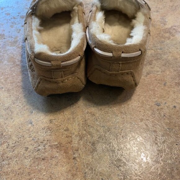 UGG Dakota Slippers Tobacco Color Size 5 - Picture 6 of 10